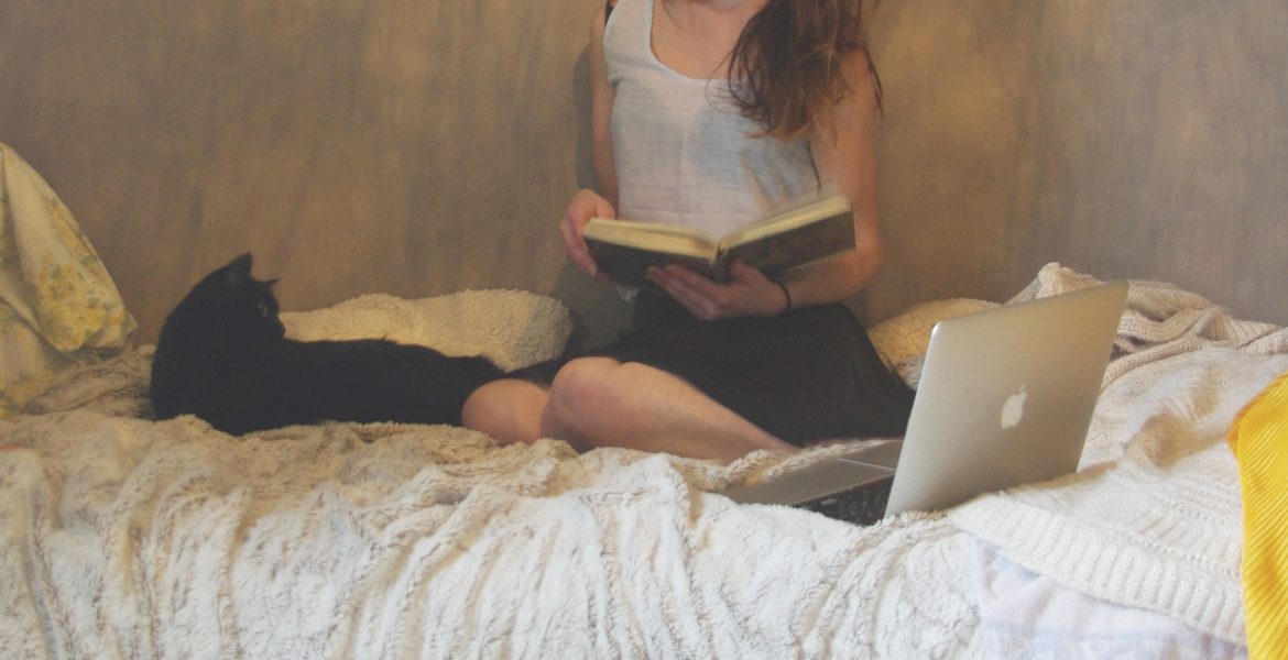 écrire dans son lit